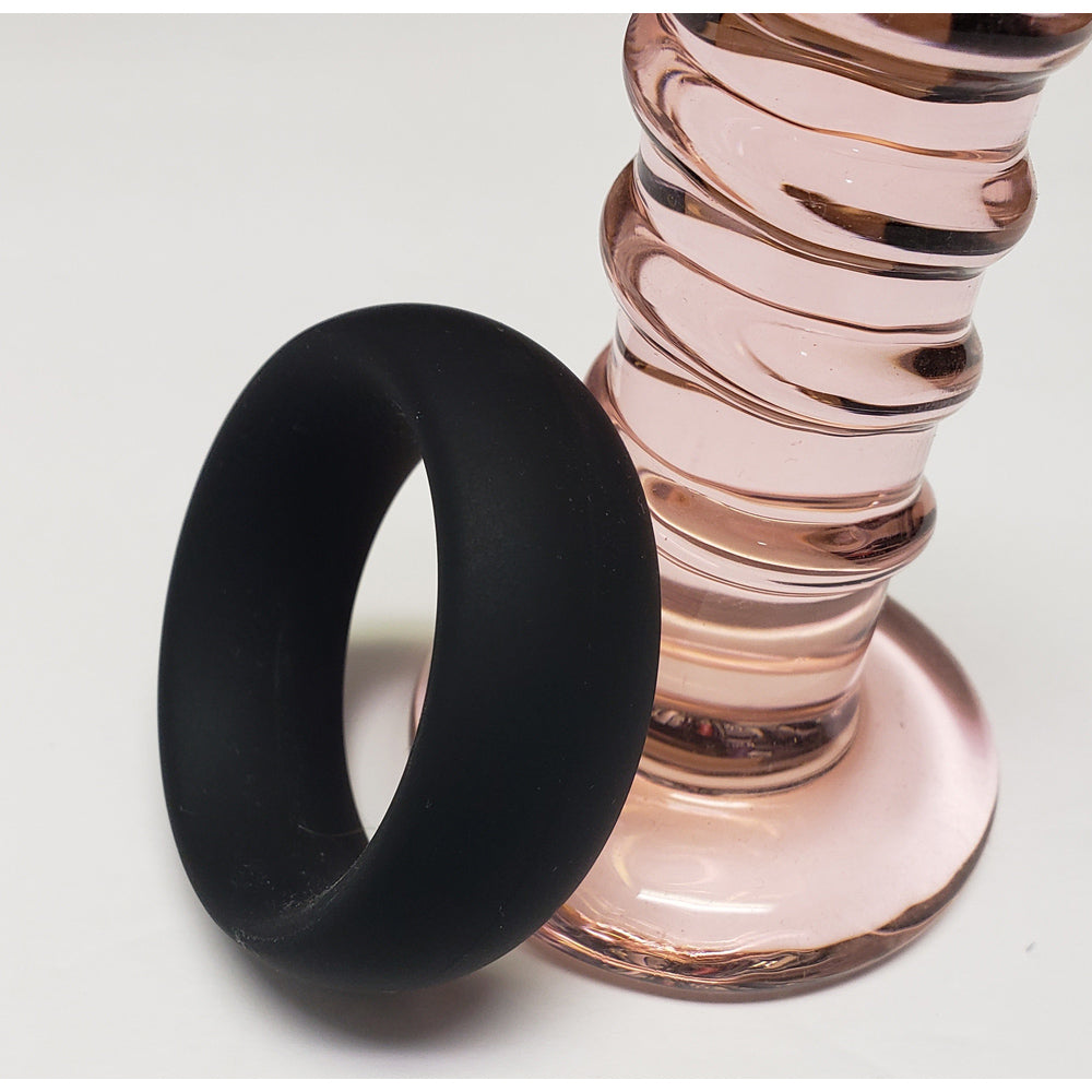 Wide Silicone Donut Ring - Black 1.75"